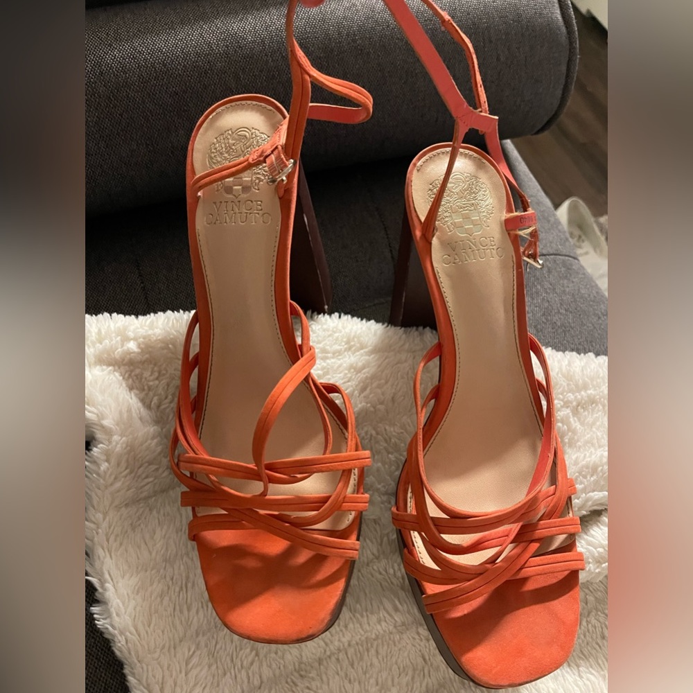 Women’s orange Vince Camuto heels - used